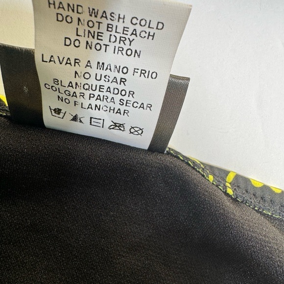 DC Comics NEW Batman Print Bikini SwimSuit Bandeau Top Bottoms Beach Stretch - Picture 8 of 9